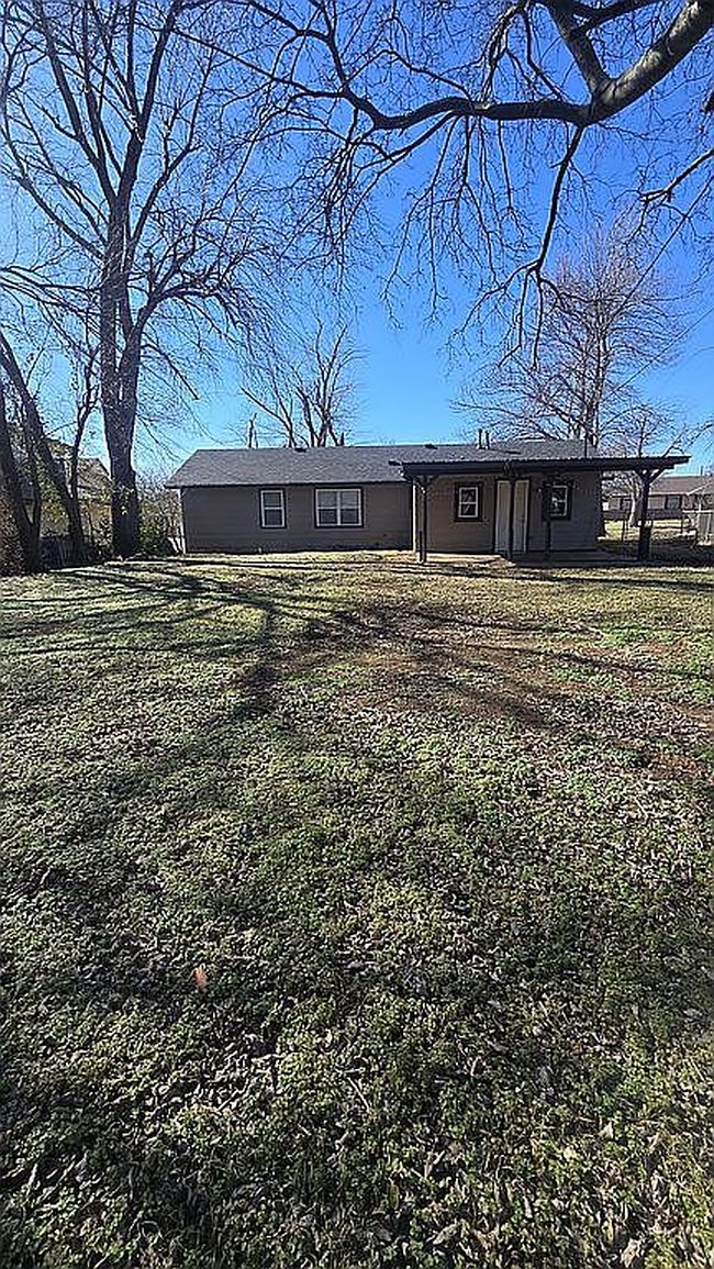 Image of 1409 Thompson Dr