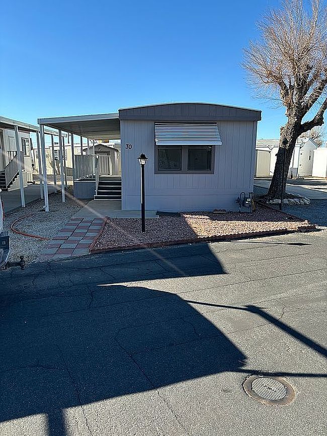 Photo of 22601 Bear Valley Rd Space 30, Apple Valley, CA