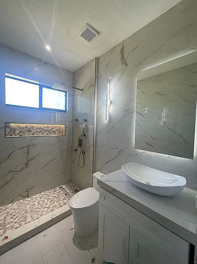 Photo of 320 Star Shell Dr, Apollo Beach, FL
