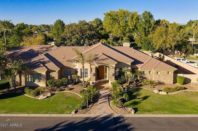 Image of 1758 E Carver Rd