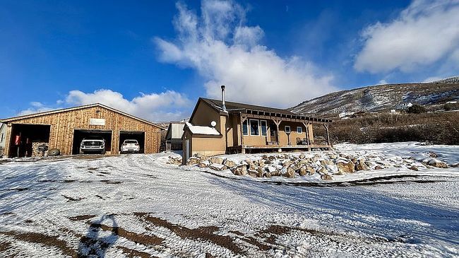 Preview of property located at 1586 Splendor Valley Rd