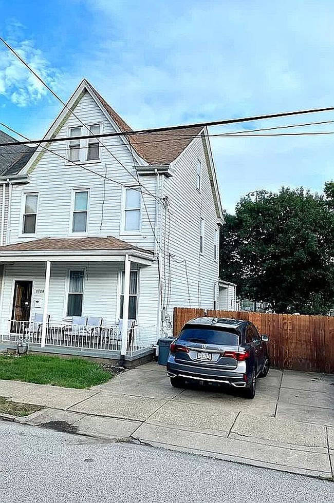 Photo of 1728 Chislett St, Pittsburgh, PA
