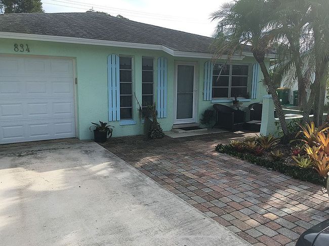 Image of 834 103rd Ave N