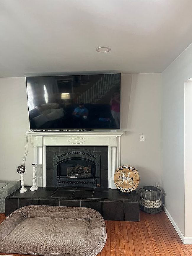 Photo of 138 Shoemake Dr, Whitesburg, KY