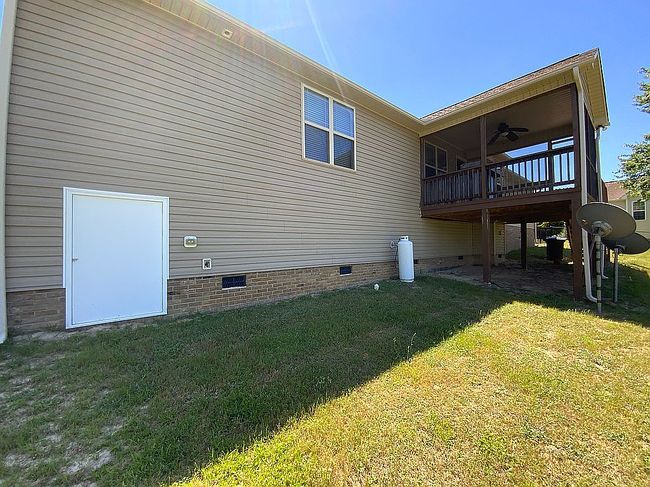 Photo of 28 Camden Dr, Angier, NC