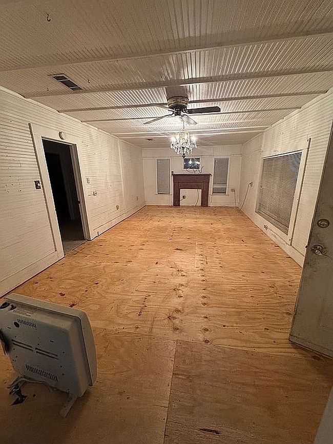 Image of 457 Graves Rd