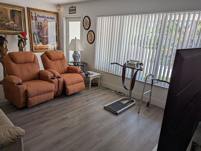 Preview of property located at 5651 Ne 16th Ave