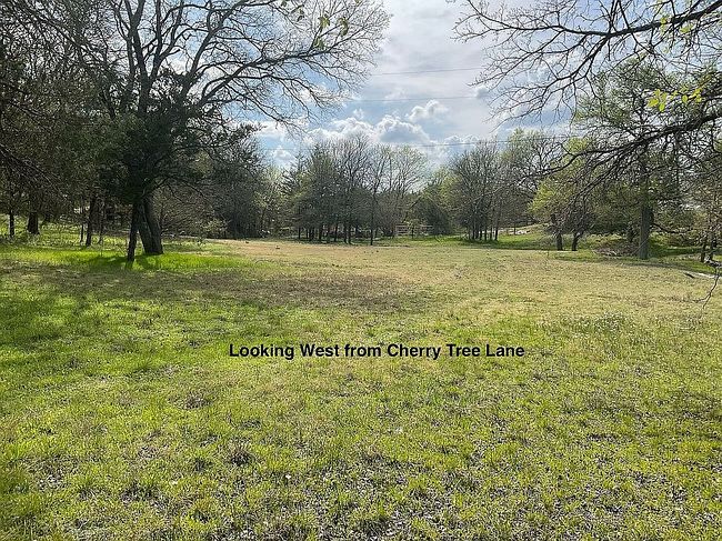 Photo of 0 Cherry Tree Ln, Pottsboro, TX