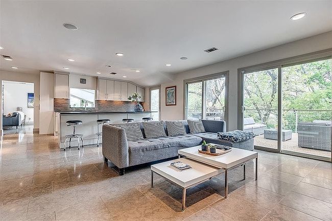 Photo of 13311 Purple Sage Rd, Dallas, TX