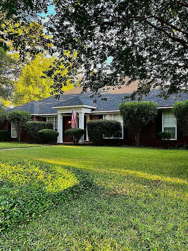 Photo of 2216 E Alberson Dr, Albany, GA