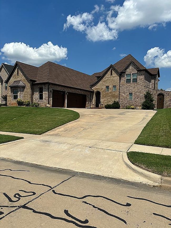 Preview of property located at 2513 Silverado Trl