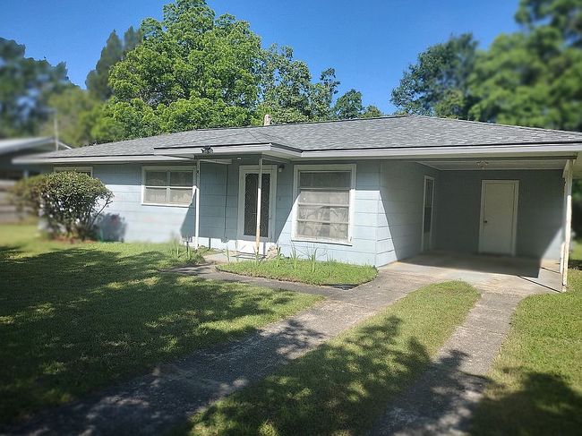 Photo of 108 Sunset Dr, Eufaula, AL