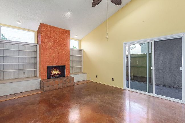 Preview of property located at 3750 N Country Club Rd