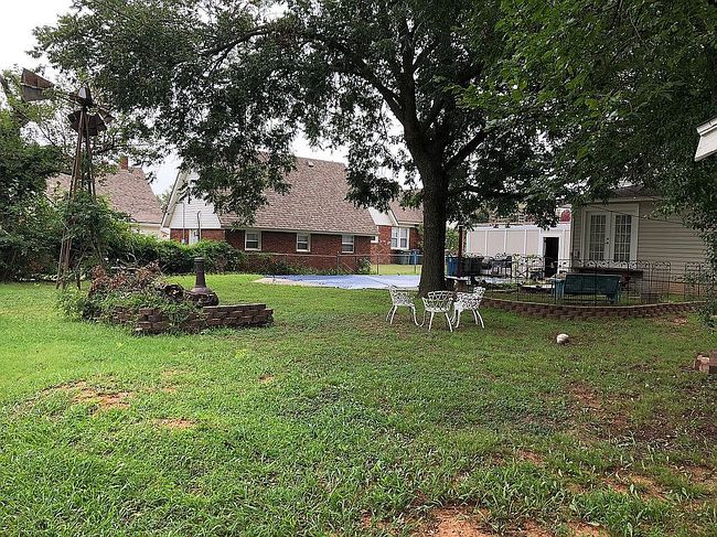 Photo of 323 E 3rd St, Edmond, OK