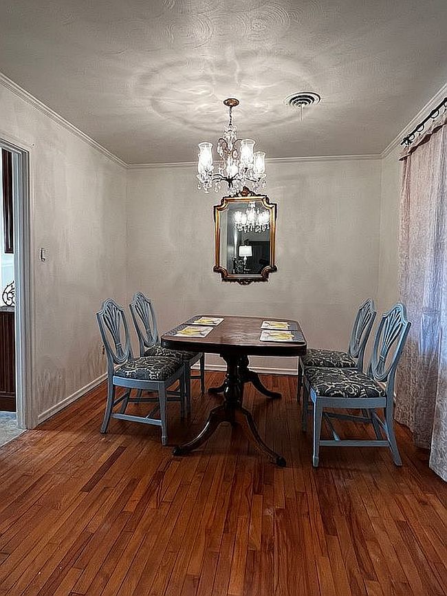 Photo of 329 N Brighton Ave, Dallas, TX