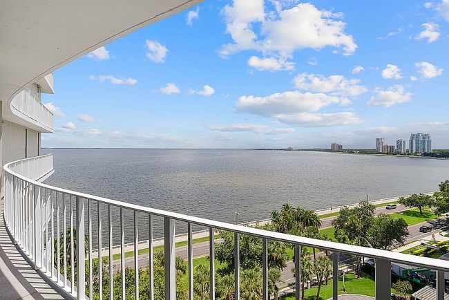 Photo of 2611 Bayshore Blvd Apt 1002, Tampa, FL