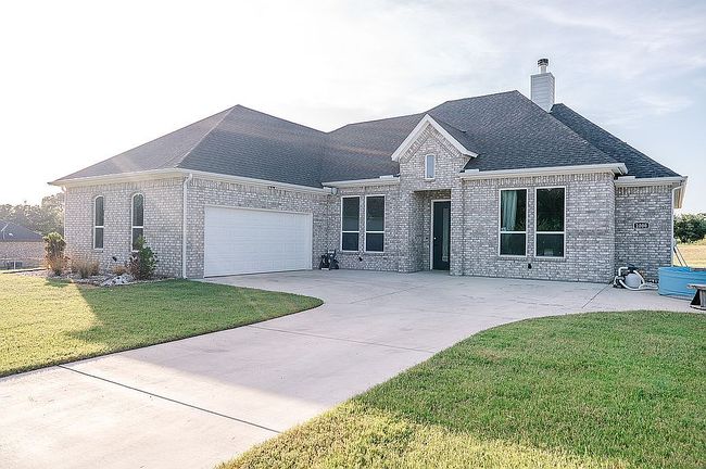 Photo of 2000 Sweet Springs Rd
