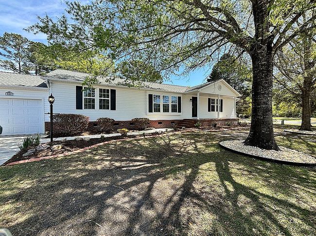 Photo of 365 Loblolly Trl, Hampstead, NC