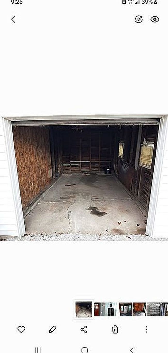 Photo of 200 Nw 3rd St, Casey, IL