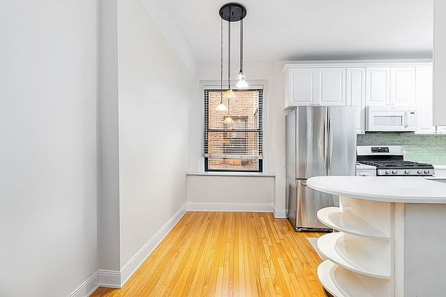 Photo of 73-20 Austin St Apt #2E, Forest Hills, NY