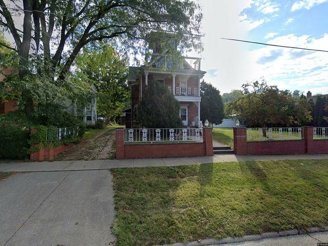 822 Main St, Savanna, IL