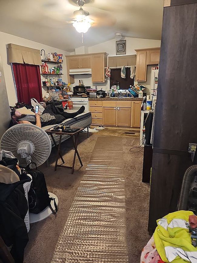 Image of 1500 S Apache Rd #52