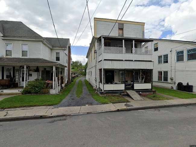 154 S Main St, Milroy, PA