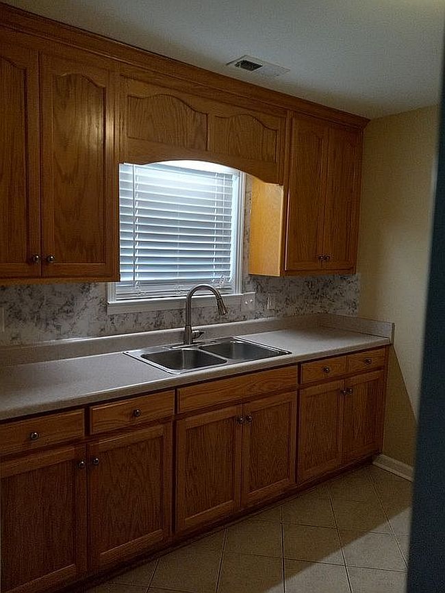 Additional photo 1 of property located at 1222 Stevens Ave Ne