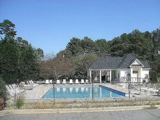 Photo of 7130 Wynfield Dr, Cumming, GA