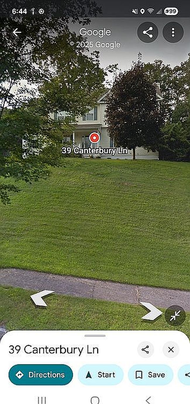 Photo of 39 Canterbury Ln, Hackettstown, NJ