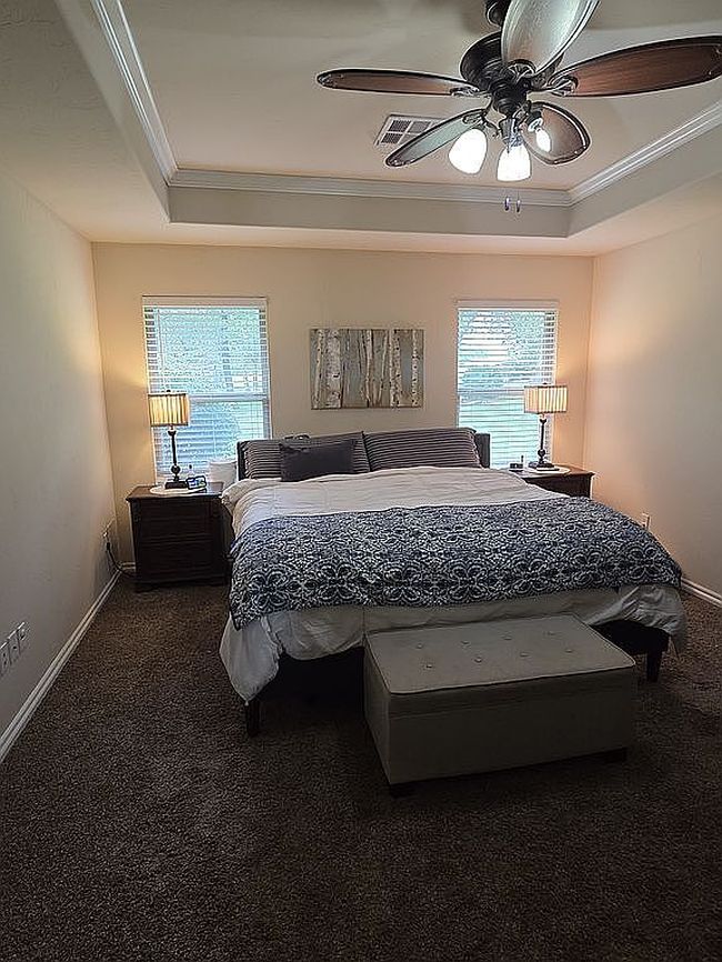 Photo of 1850 Olivia Ct, Blanchard, OK