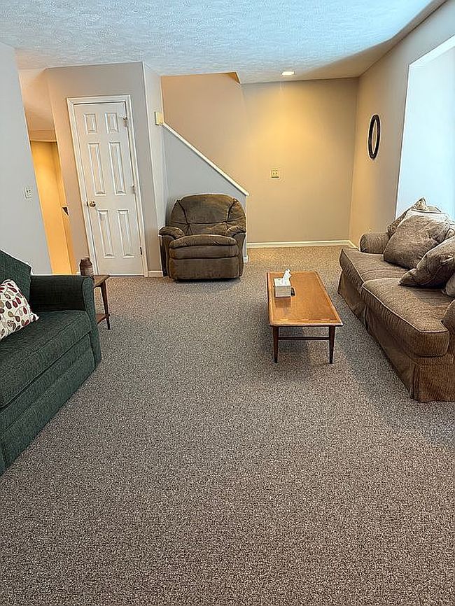 Image of 1016 Saint Pauls Ln