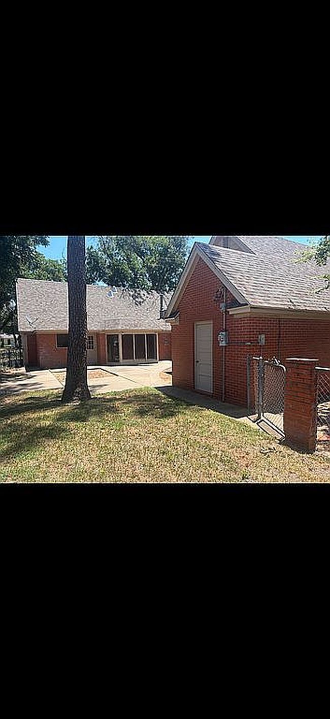 Photo of 2410 Tolar St, Vernon, TX