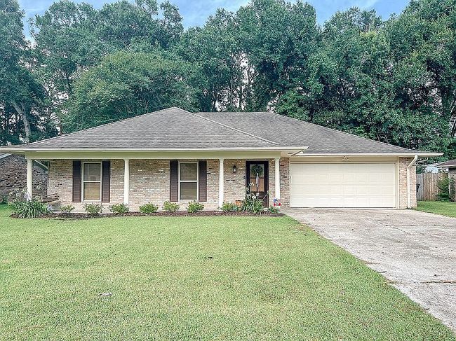 Photo of 207 Celeste Dr