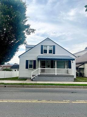 114 Chestnut St, Mifflinburg, PA