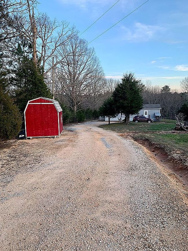 Image of 1489 Petty Rd