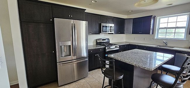 Additional photo 3 of property located at 937 S Fork Dr #18040