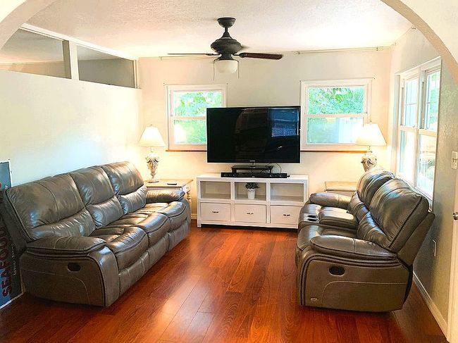 Image of 2140 Bow Ln
