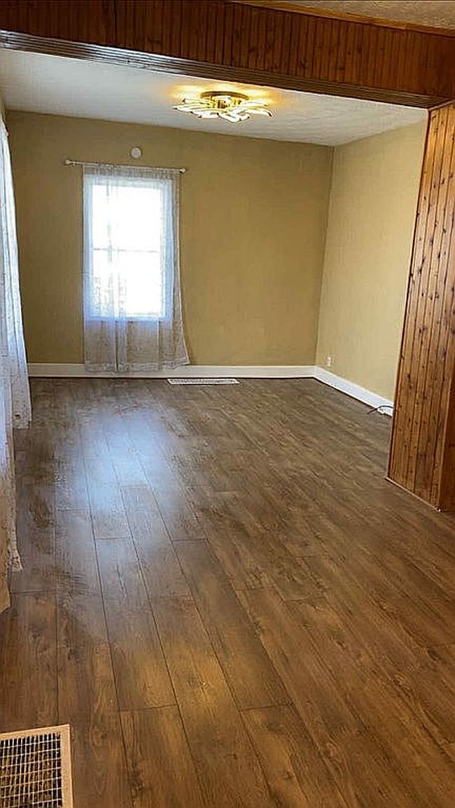 Photo of 545 W 16th St, Erie, PA