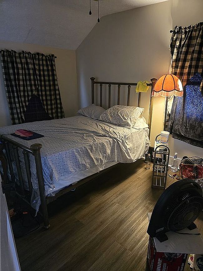 Additional photo 3 of property located at 221 Poplar Dr