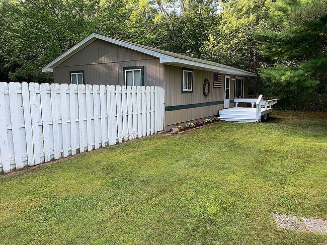 Photo of 1098 S Nellsville Rd