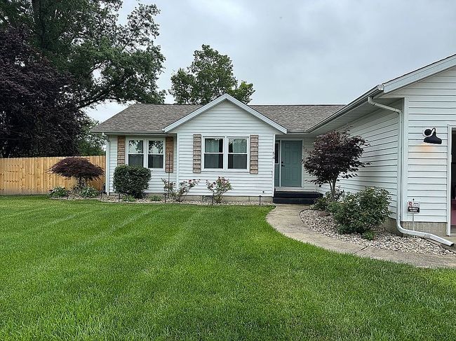 Image of 54 Lakewood Dr