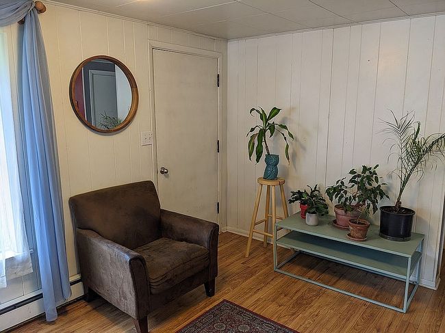 Image of 943 Gilmore St