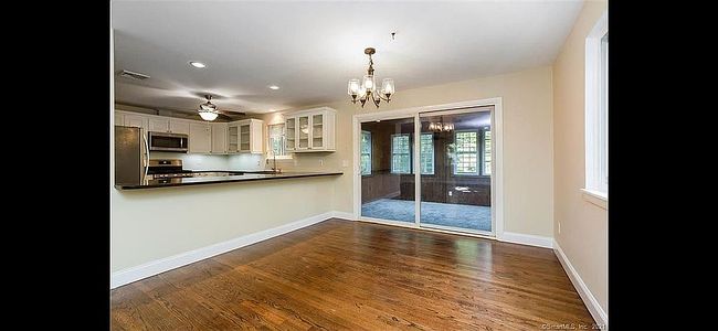Photo of 1028 Moose Hill Rd, Guilford, CT