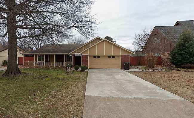 Preview of property located at 809 W Utica St