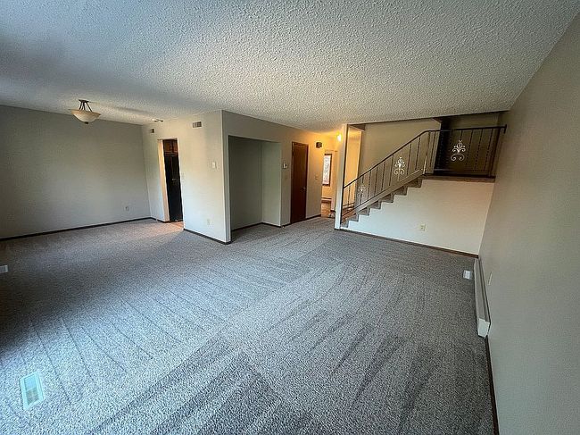 Additional photo 1 of property located at 3020 Manitoba Ln