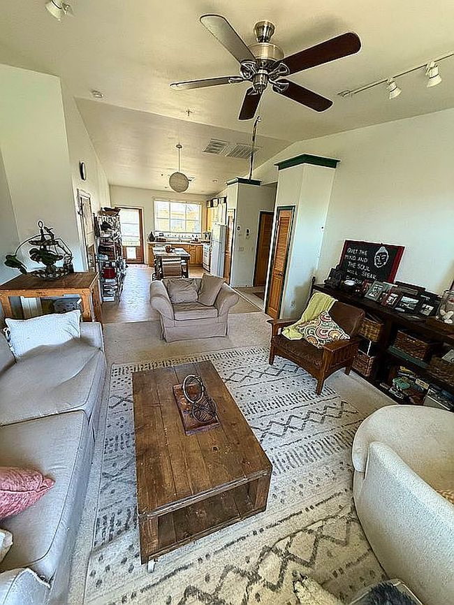 Photo of 2658 E Alluvial Ave Apt 206, Fresno, CA