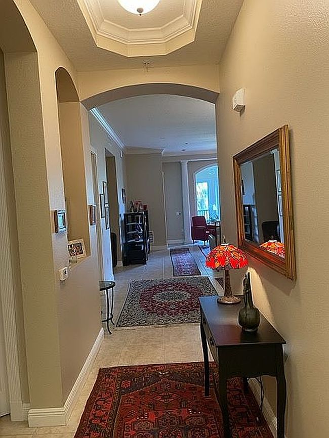 Additional photo 3 of property located at 5246 Manorwood Dr #4