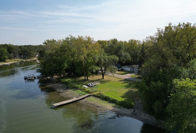 Preview of property located at 2425 W Riverside Dr