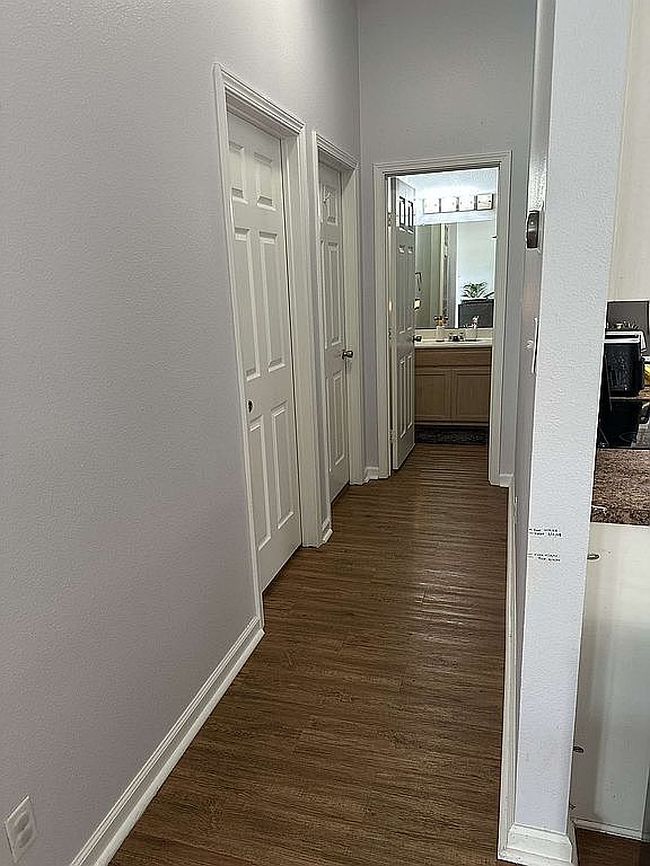 Image of 110 Sterling Ct